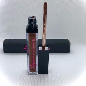 Matte Lipstick (Brown)